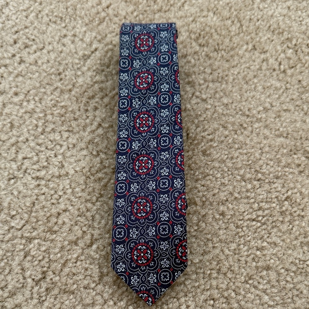 Uniqlo Red and Blue Patterned Tie